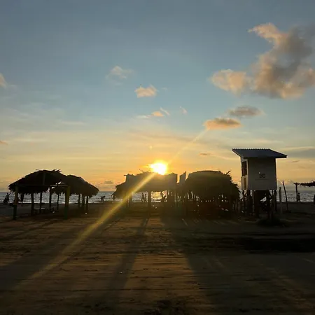 Pensión En La Boquilla